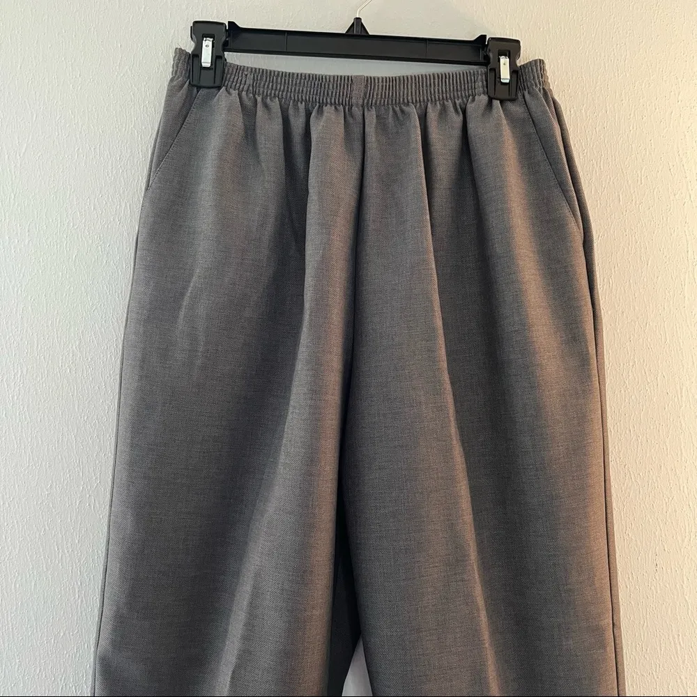 Alfred Dunner Pants Grey Pull On Textured Straight Leg Sz 12 EUC Tik-Tok Trend - Image 5