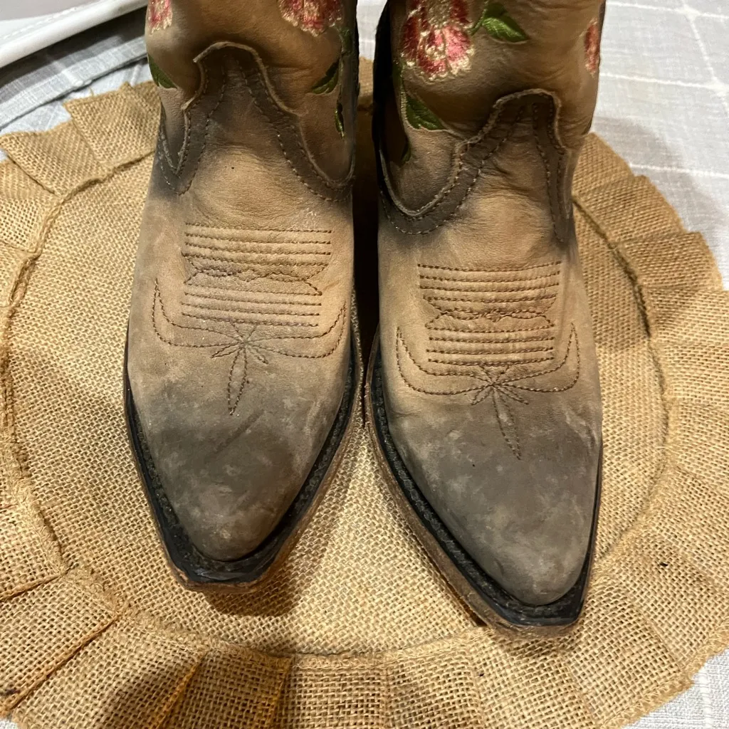 Liberty Black Nina Rose Distressed Brown Leather Floral Embroidered Boots Sz 6.5 - Image 6