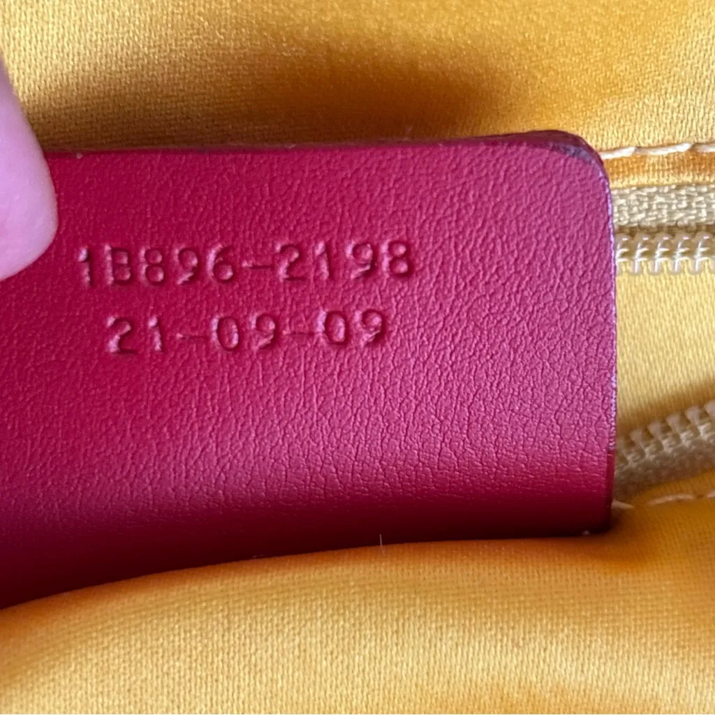 Etro Milano rare Quilted Beige Handbag Leather Trim 1B896 - Image 12