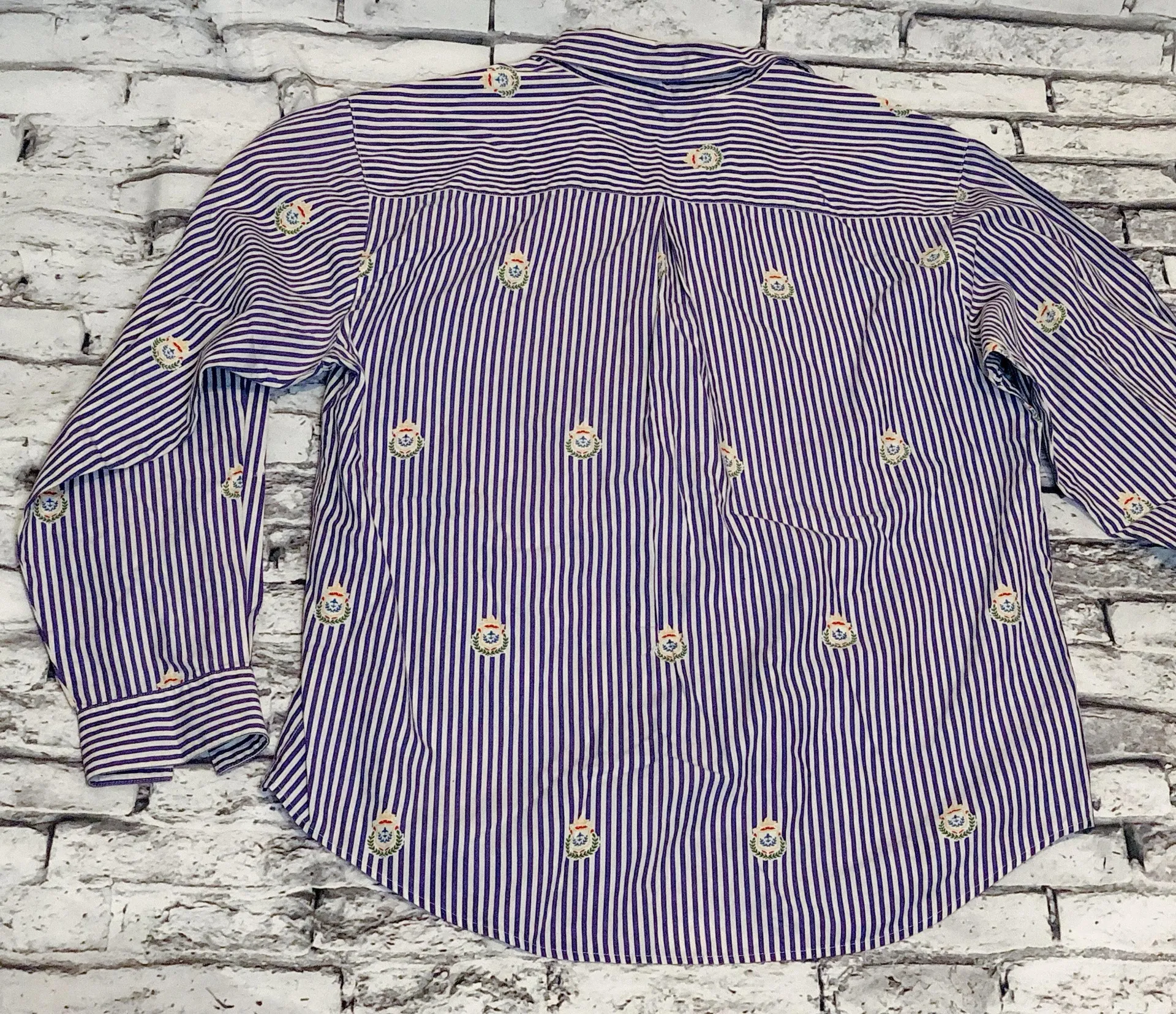 Button Down T Shirt Purple Size M - Image 2