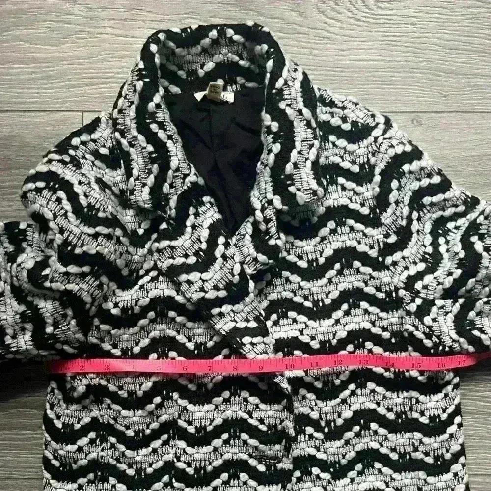 POL Black and White Wave Patter Cropped Long Sleeve Blazer Jacket Size S - Image 7