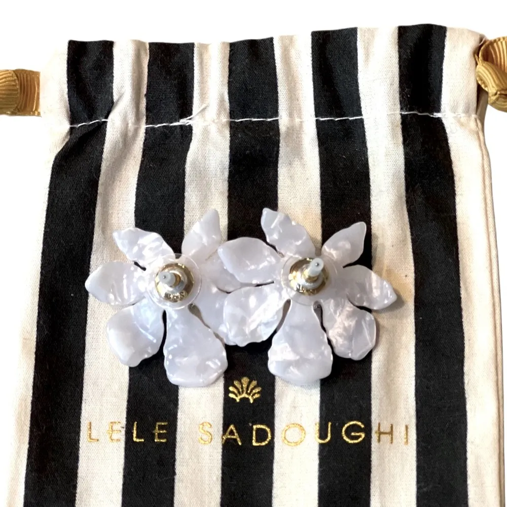 NWT KELE SADOUGHI Wallflower Button Post Earrings - Image 6