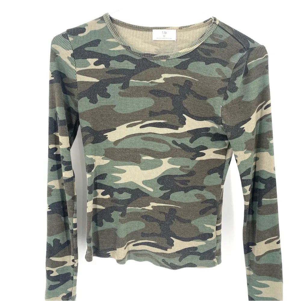 Anthropologie T.La Green Camo Long Sleeve Dolly Thermal Waffle Fitted Top - Image 3