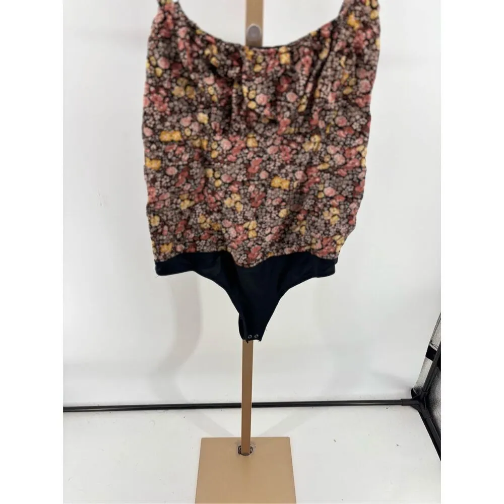 Abercrombie black floral bodysuit size large - Image 6