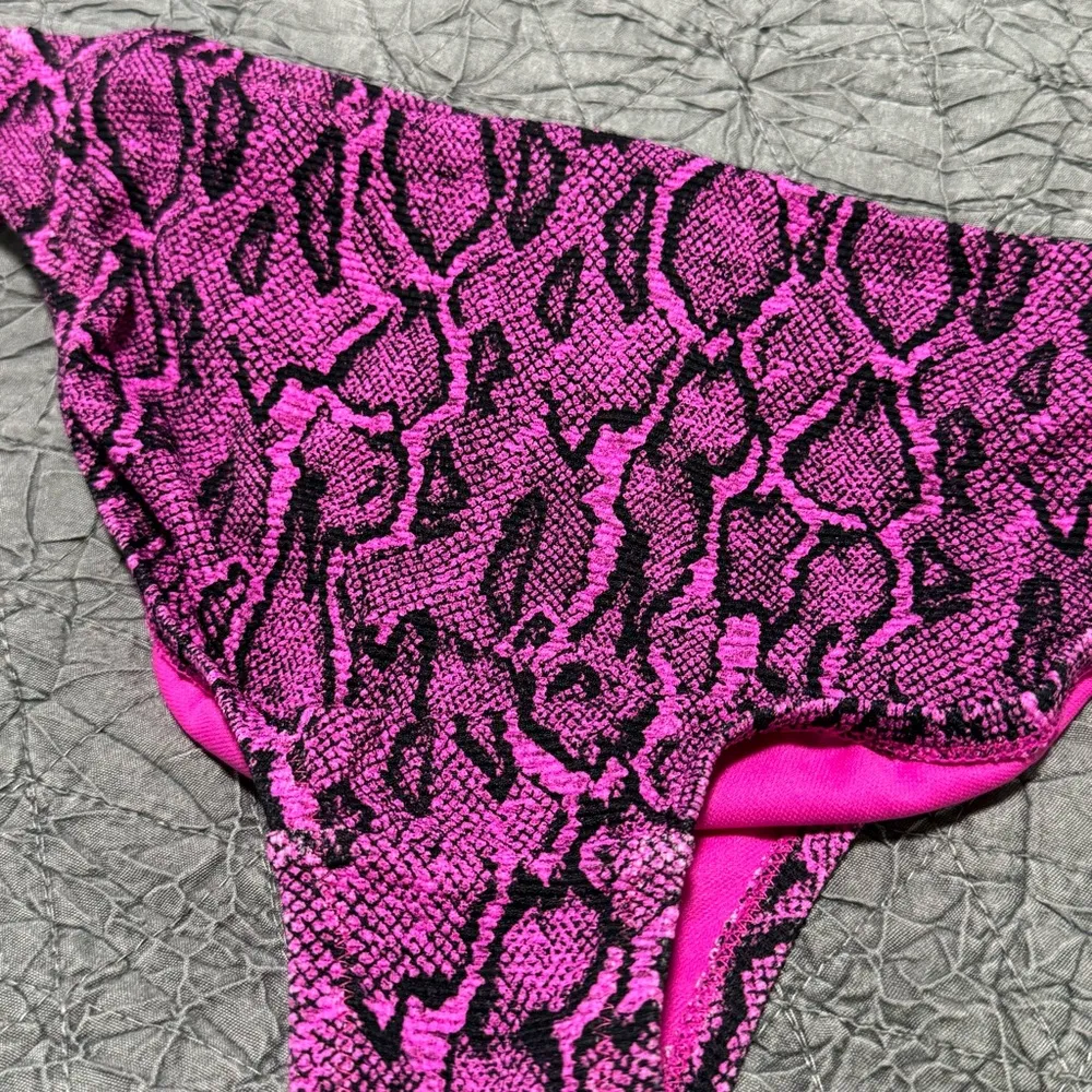 NEW Jessica Simpson Pink Magenta Snake Print Ribbed Bikini Set Underwire Top - Image 10