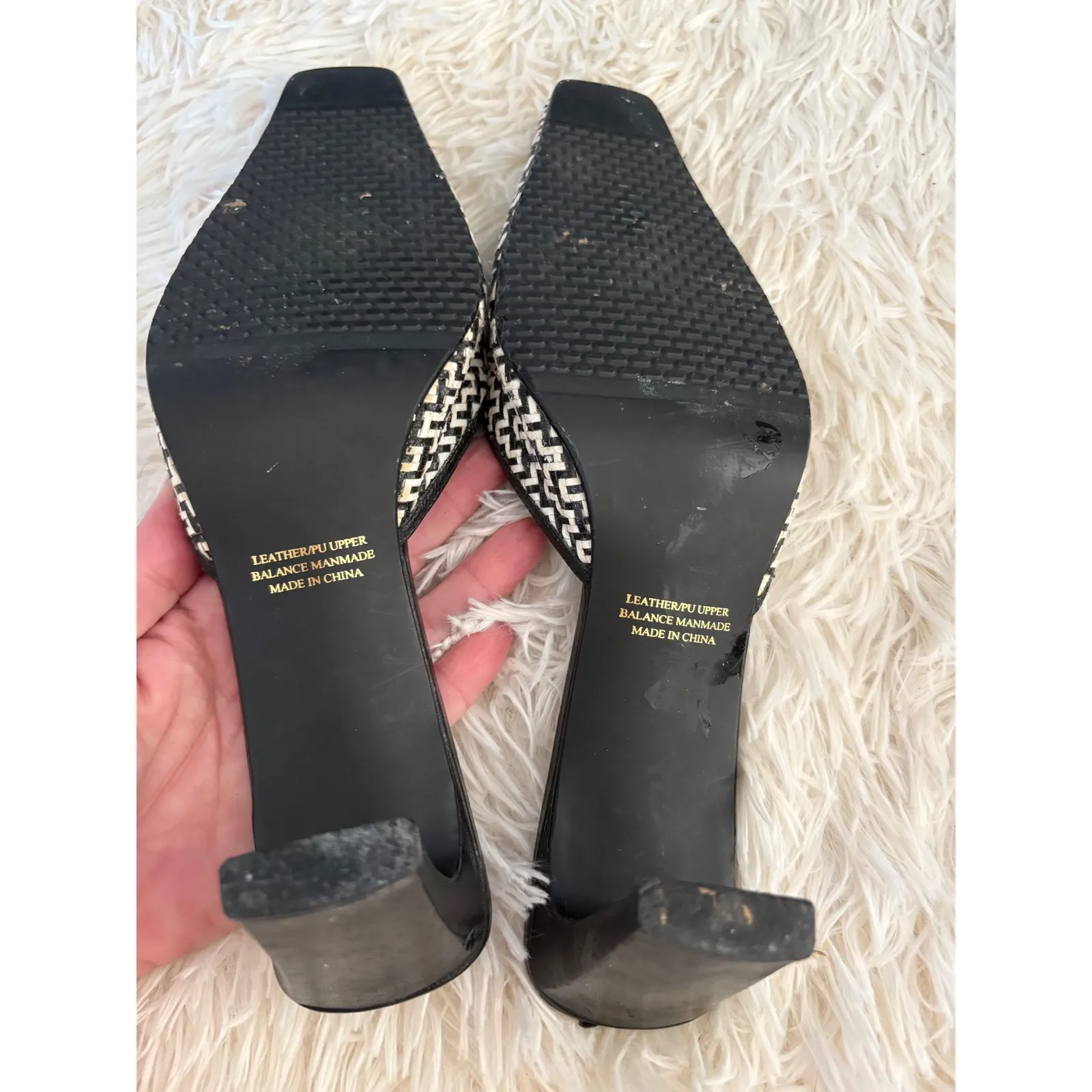 Leslie Fay Black and White Woven Mules Heels Square‎ Toe Retro 9 - Image 7