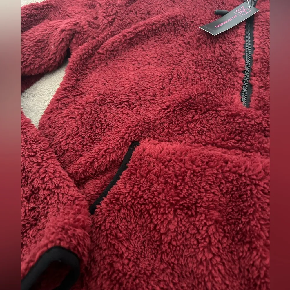 Dark Red Fluffy Cropped Pull Over - Image 3