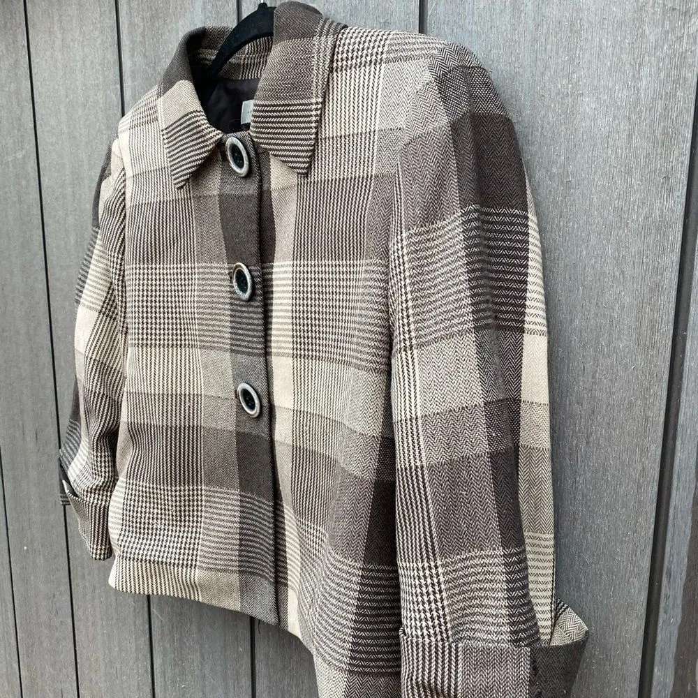 Tahari Arthur S. Levine Cropped‎ Blazer Size 10P - Image 3