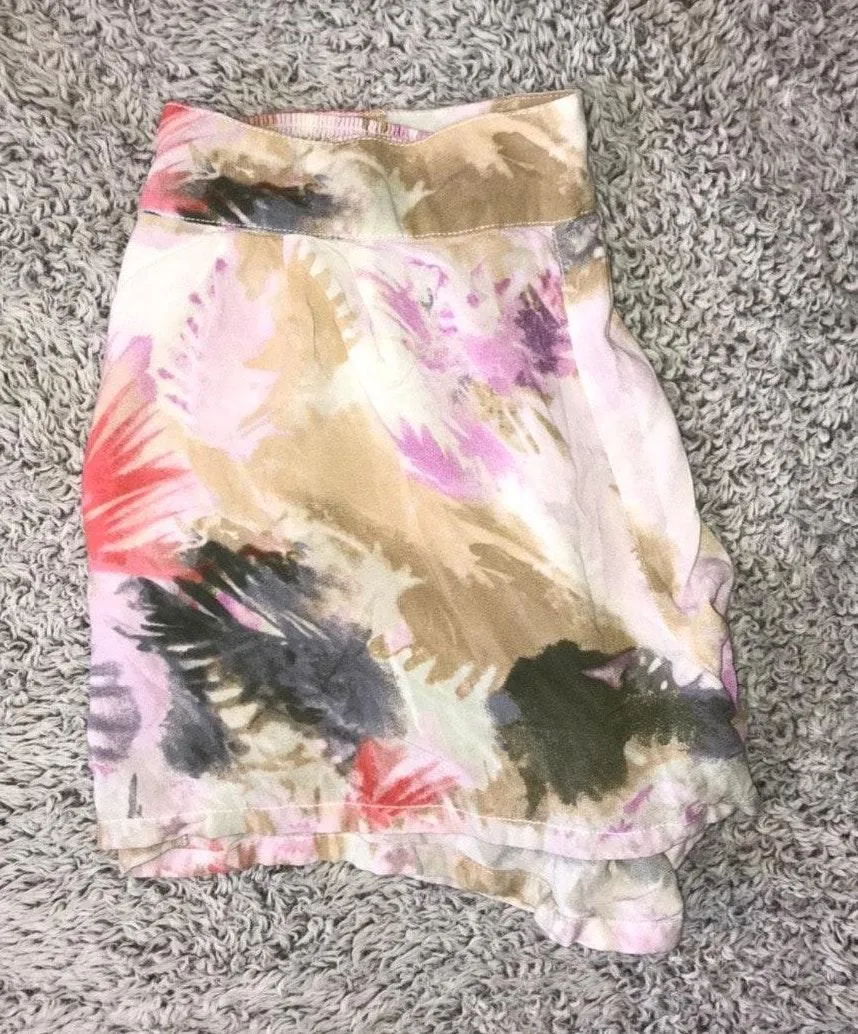 American Eagle Outfitters Flowy Shorts - Image 3