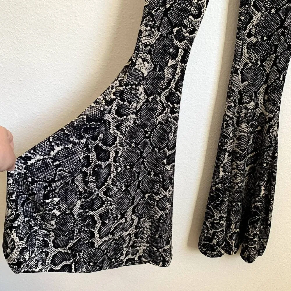 NWT Show Me Your Mumu SMYMM Barney Bells Python Flare Pants - Image 5
