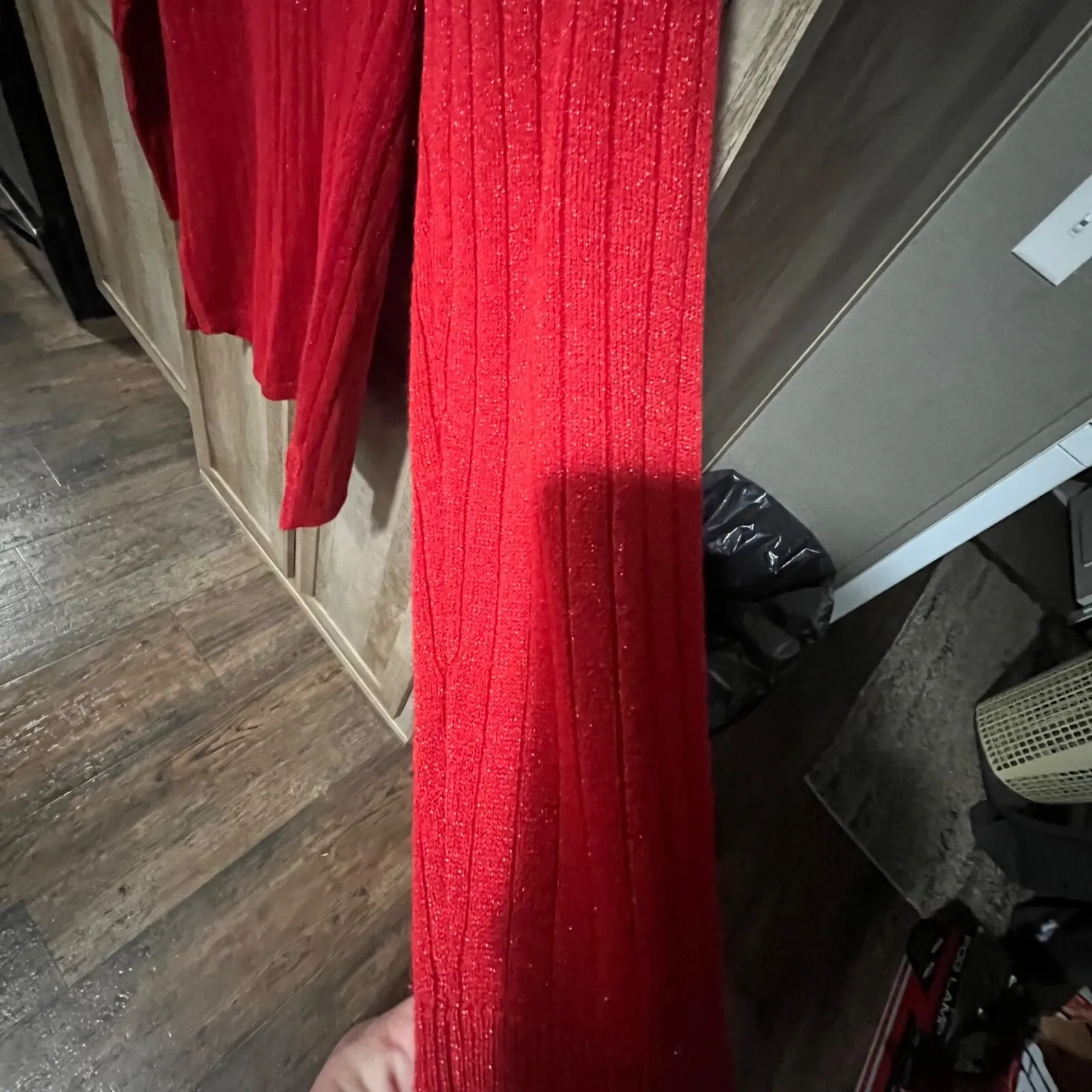 Sag Harbor Petite Red‎ Ribbed Sweater Medium Acrylic/Rayon Blend - Image 6