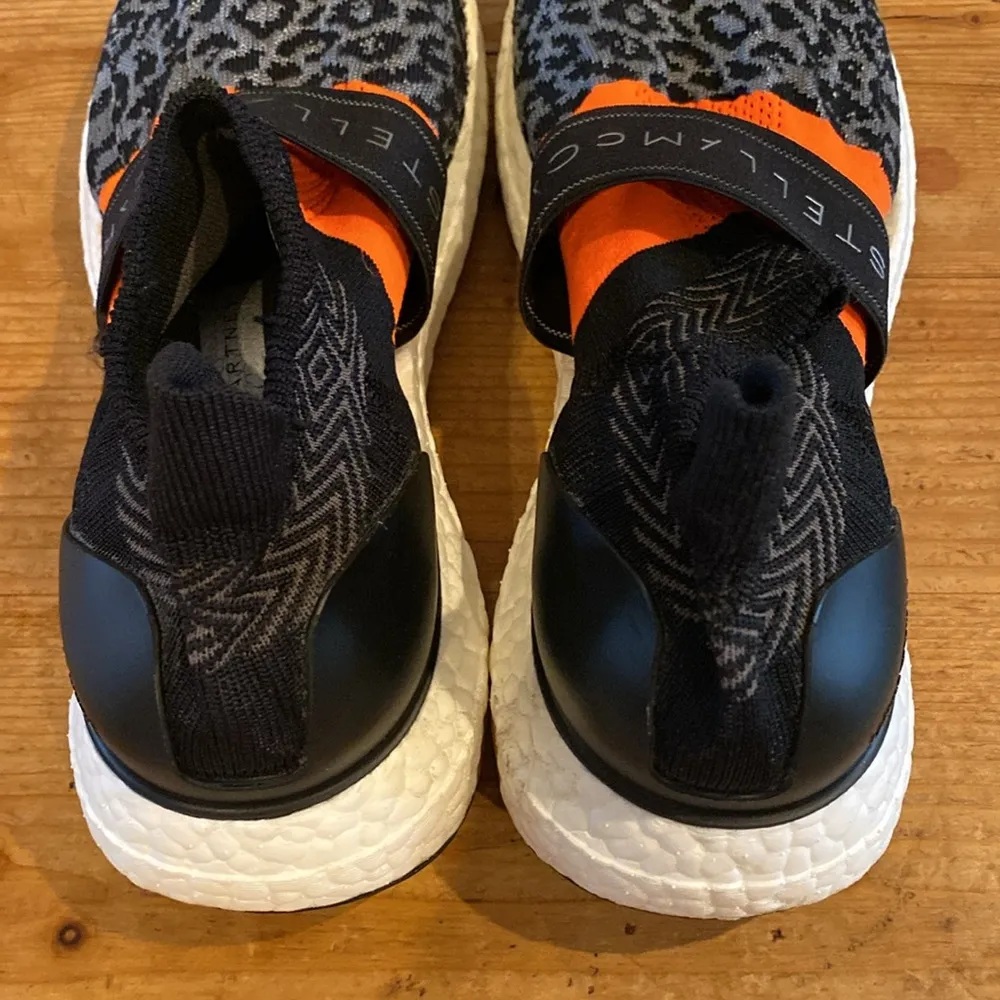 Women’s Adidas by Stella McCartney size 7.5 x Ultra Boost 3D knit sneaker Gray - Image 4