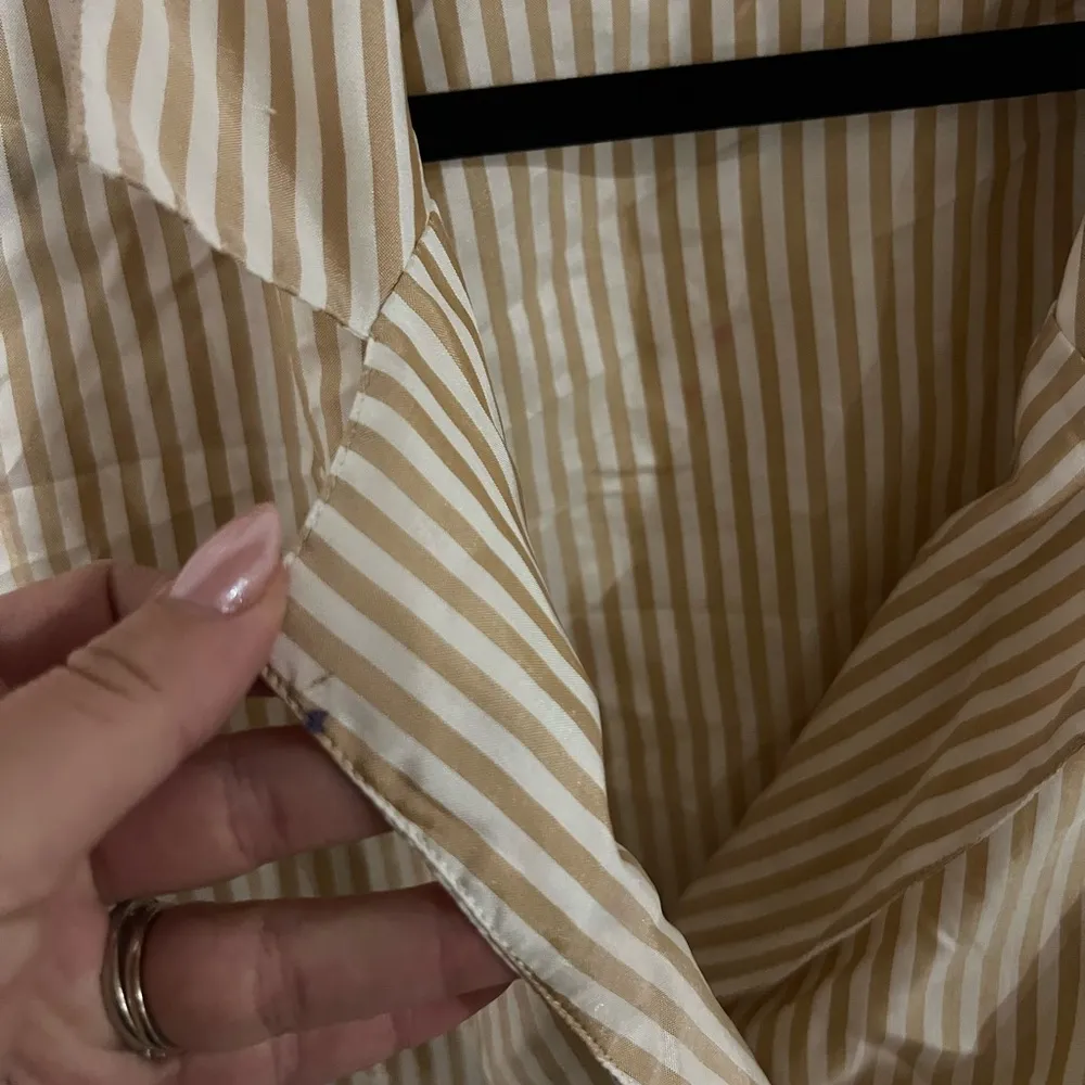 Oscar de la Renta Expressions Cream Striped Blouse Size 12 - Image 4