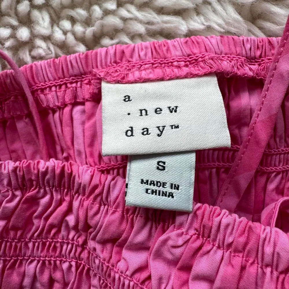 A New Day Women's Vibrant Pink Smocked Crop Top - Size S - Image 3