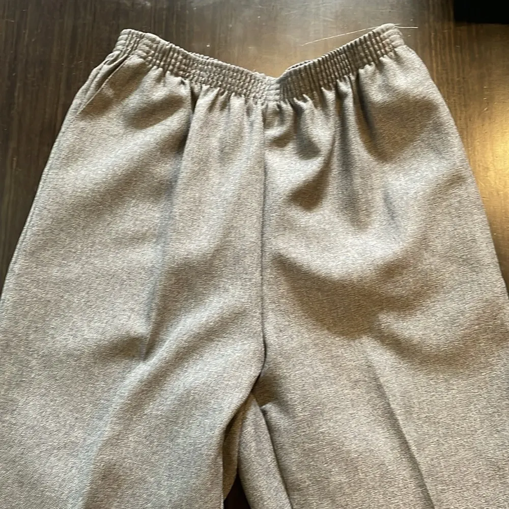 Vintage grey ladies dress pants medium size like new - Image 2