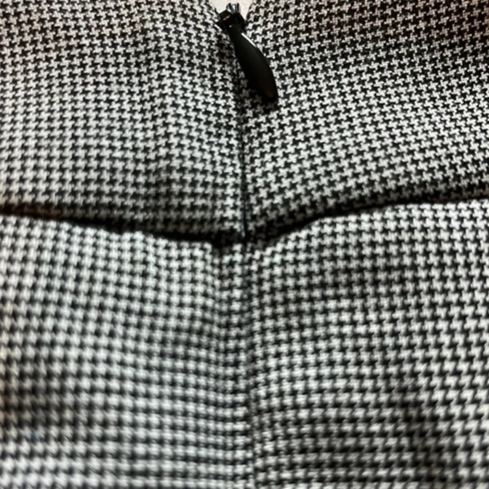 COPY - Calvin Klein Ladies skirt - Image 16