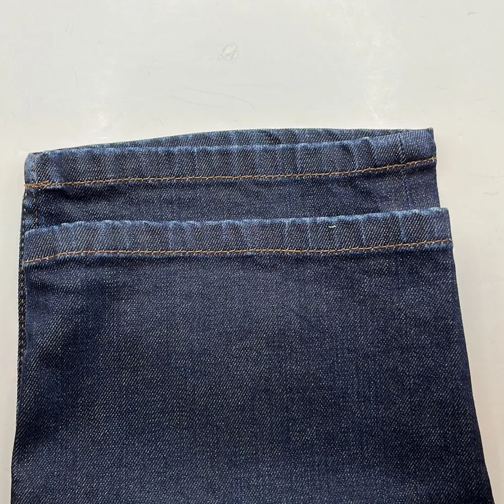 Tommy Bahama Crop Mid Rise Size 12 - Image 13