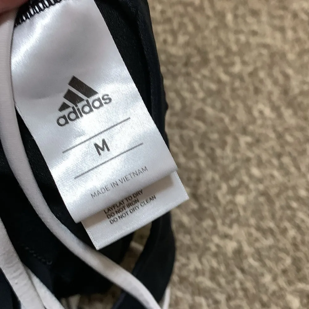 Adidas convertible crossback one piece black & white swimsuit woman size MEDIUM - Image 6