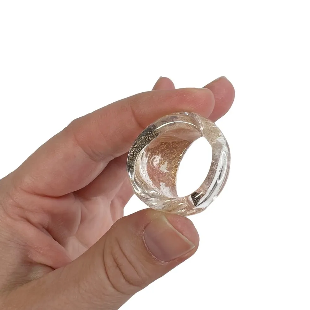 Lot of 5 Fashion Rings: Wired Wrapped, Wood & Glass - Image 10