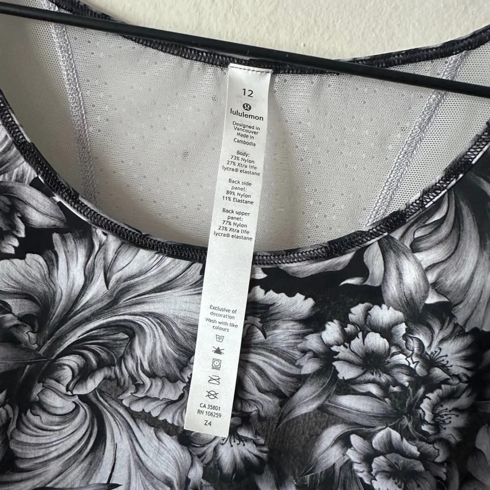Lululemon Wild Tank Floral Black White Mesh Back Tie Open Split – Size 12 - Image 8