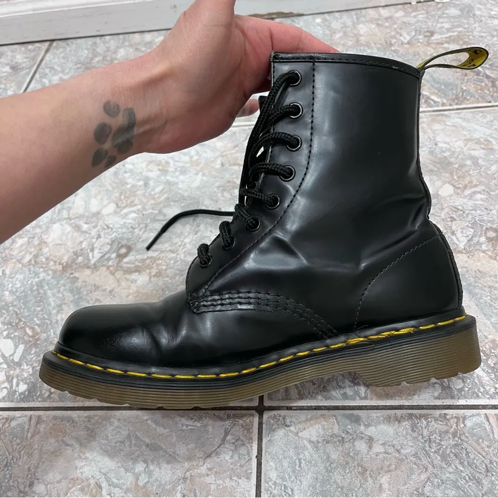 Dr Martens Black 1460 Smooth leather lace up boots 8 *NO INSOLES* - Image 11