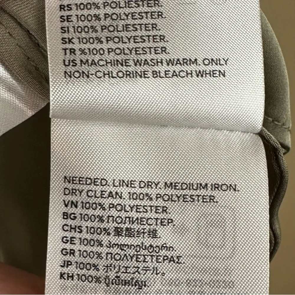 H & M Khaki Green Satin Oversized Tie Top Blouse XXL - Image 6