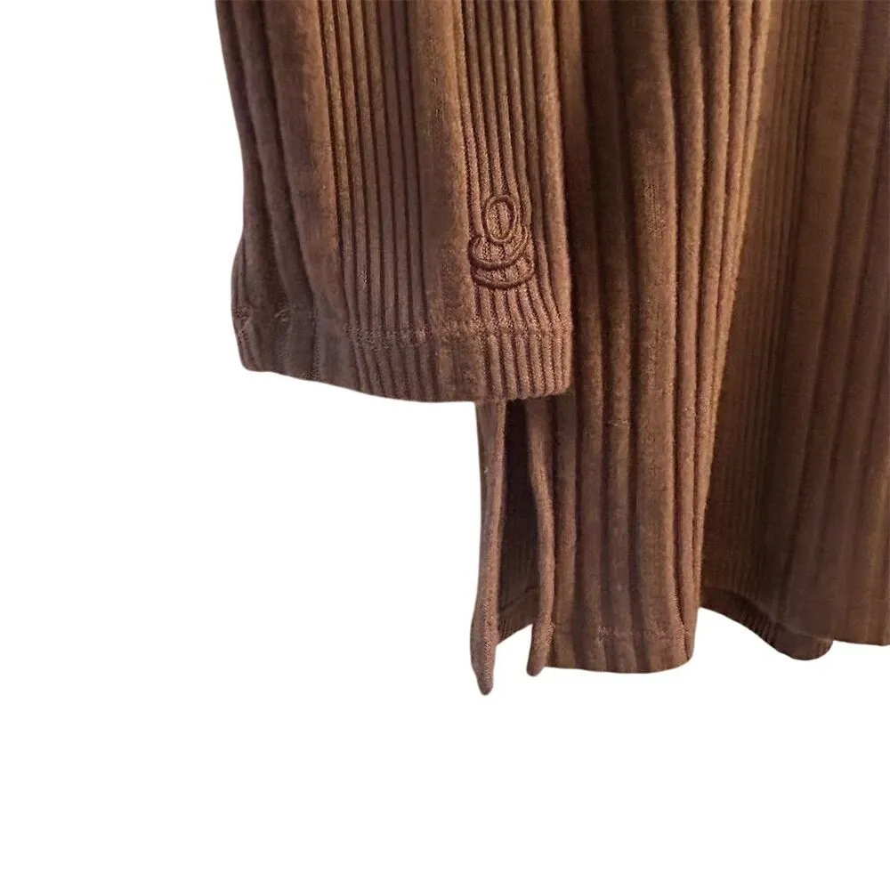 Cuddl Duds Women's Petite Brown Button-Up Top Long Sleeve Size S - Image 8