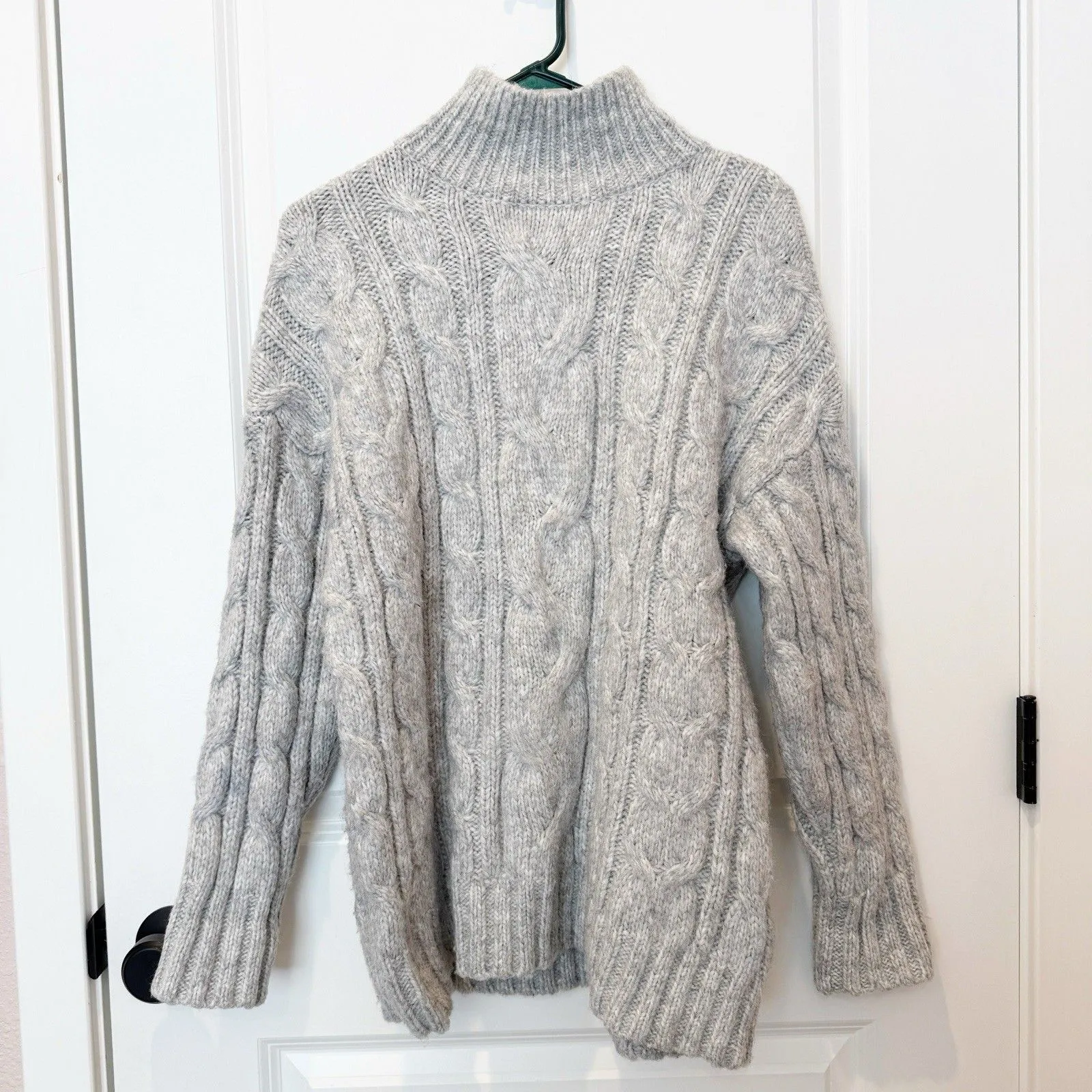 American Eagle Womens Thick Fisherman Cable Knit Sweater Sz X Small Chunky Cozy - Image 2