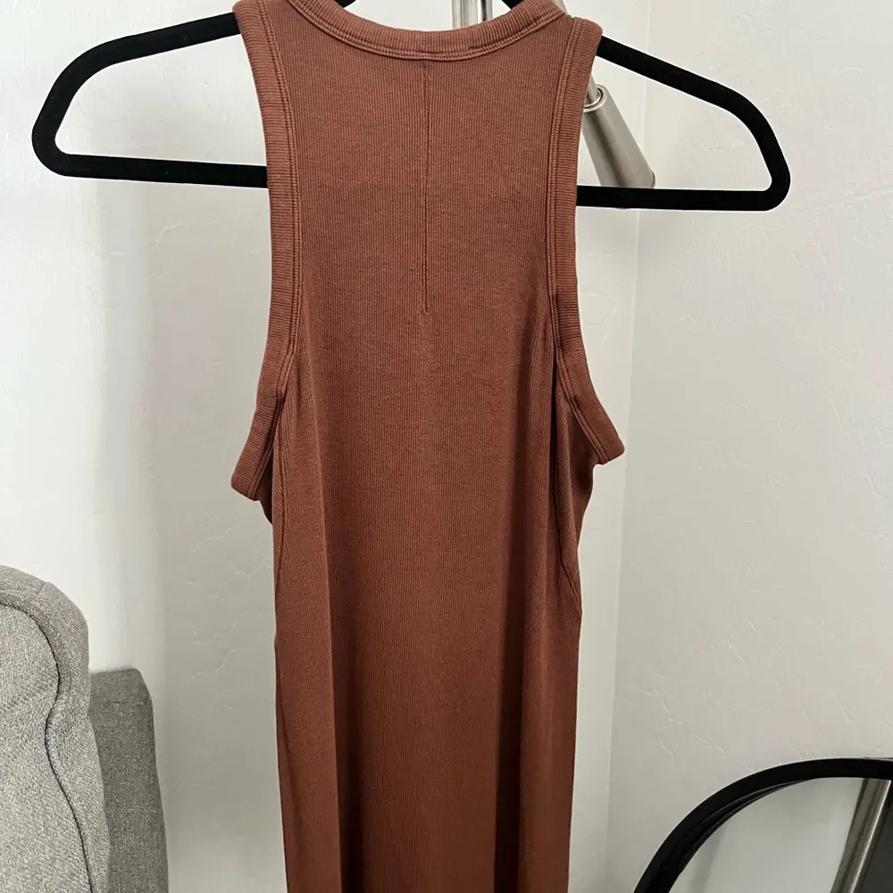 Lululemon Hold Tight Tank Top - Image 3