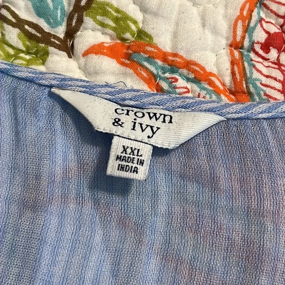 Crown & Ivy xxl womens top garden part signature striped v neck bell sleeve flaw - Image 4