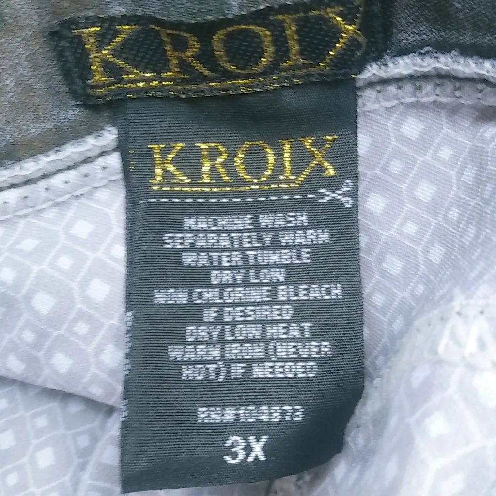 Kroix 3X Gray Cammo Spandex Shorts Plus Green - Image 2
