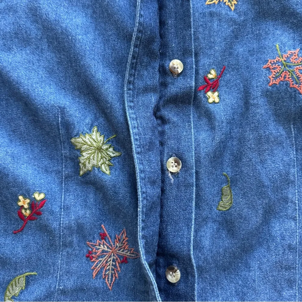 Casey & Max Vintage Embroidered Colorful Leaves Boho Denim Button Up Shacket S Blue - Image 4