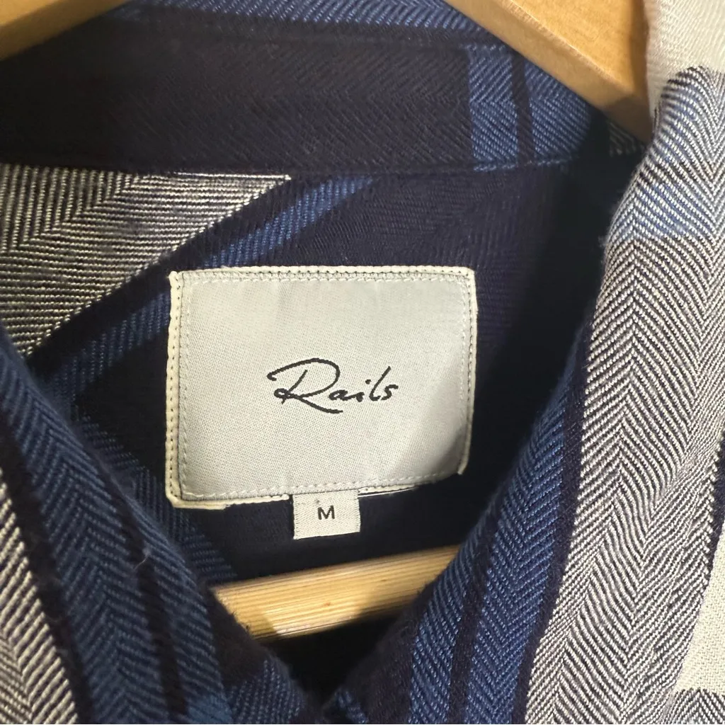 Rails Hunter Navy Sky Plaid Button Down Shirt Women’s Medium Revolve - Image 7