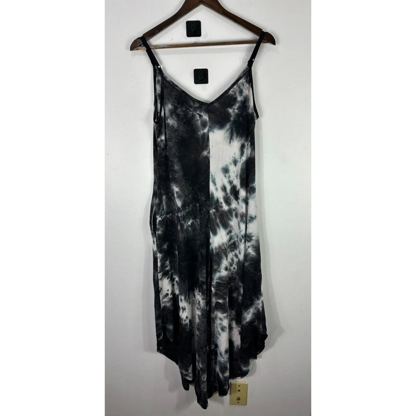 P & Rose Jumpsuit Small Black White Tie Dye Wide Leg Pockets Boho Festival Beach - Image 2