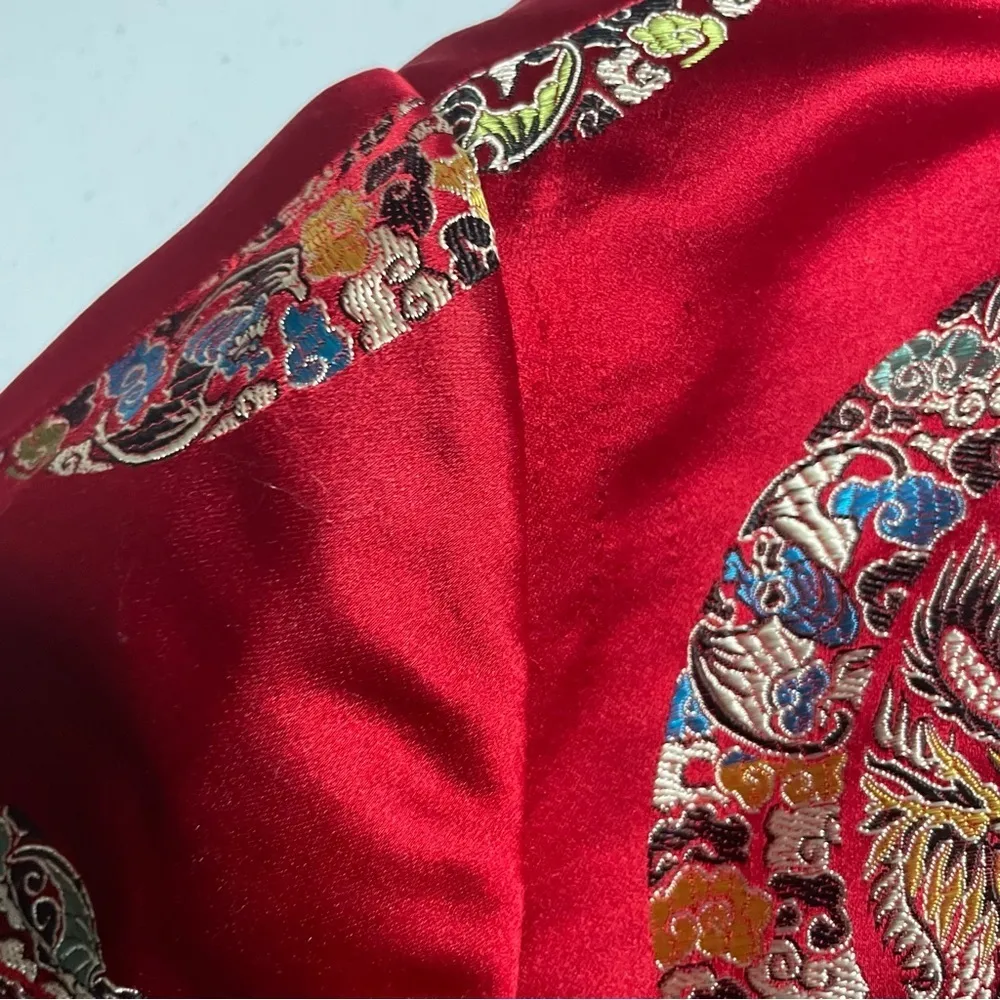 Vintage 80’s Red Oriental
Embroidered Reversible Jacket Size L - Image 8