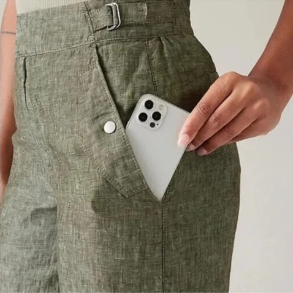 Athleta Voyager 100% Linen Shorts in Aspen Olive green Size 6 - Image 7