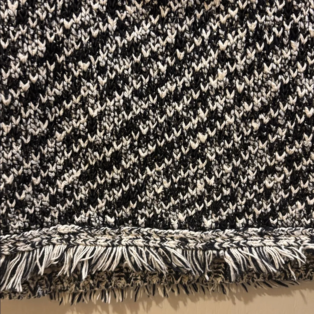 KAREN MILLEN SWEATER BLACK&WHITE TWEED FRINGE ON NECKLINE BOTTOM HEM POCKETS XS - Image 5