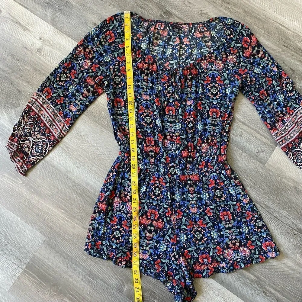 American Eagle Romper Blue Red Floral Medium Viscose Pockets Vacation - Image 9