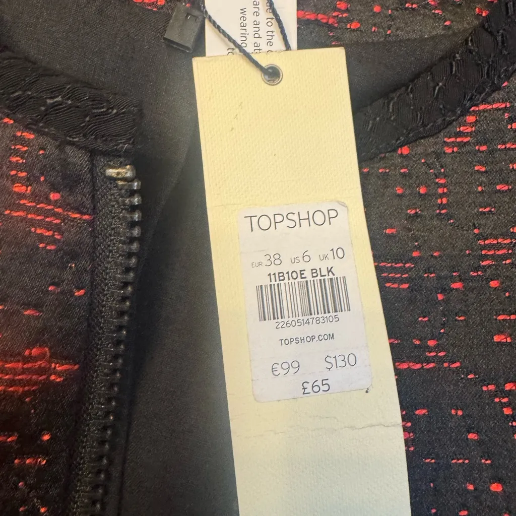 Topshop  Black and Red Patterned‎ Bomber Jacket size 6 NWT - Image 3