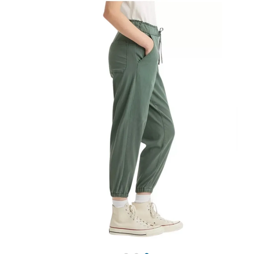 Levi's® Off Duty Jogger Pants - Image 2