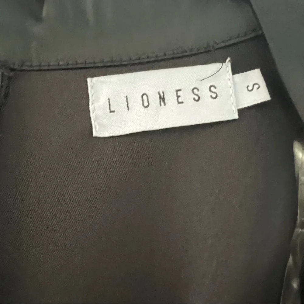 Lioness black deep v romper - Image 3