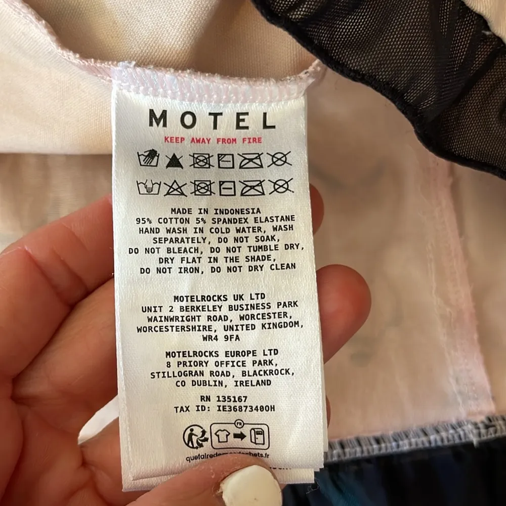 MOTEL STRAPLESS BOW PRINT DRESS LARGE - Image 5