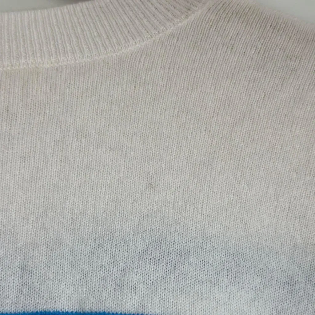 Madewell Cashmere Oversized Crewneck Sweater in Heather Blue Sky, Size X-Small - Image 7