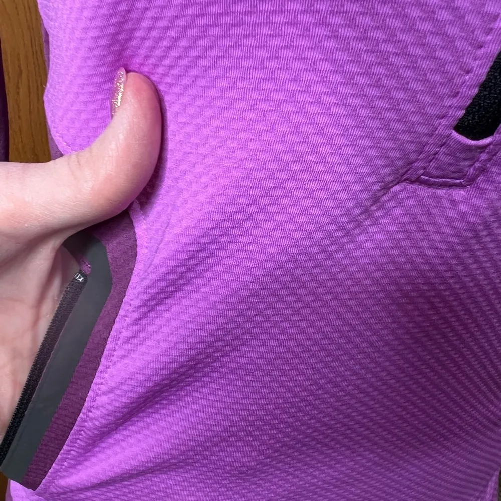 Women’s under armour 1/2 zip pull over XS - Image 5