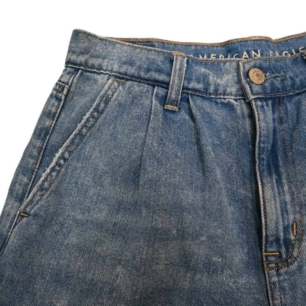American Eagle Womens 4 Cuffed Denim Mom Short - Image 3