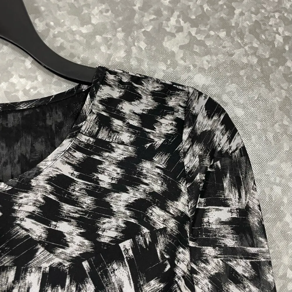 Vince Camuto Black & White Abstract Faux Wrap Blouse - Size XS - Peasant Top - Image 2