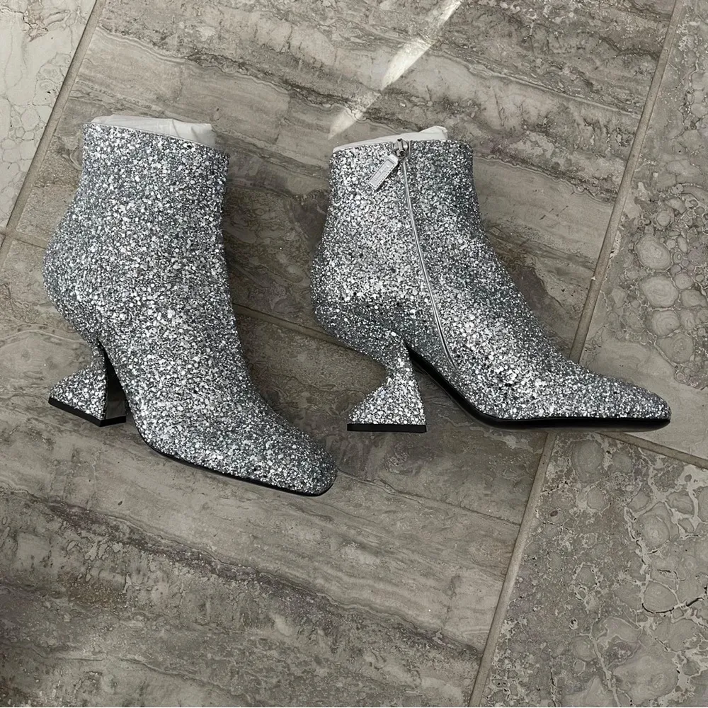 Salvatore Ferragamo Glitter High Heel Booties in Silver Size 10 New in Box $1295 - Image 8