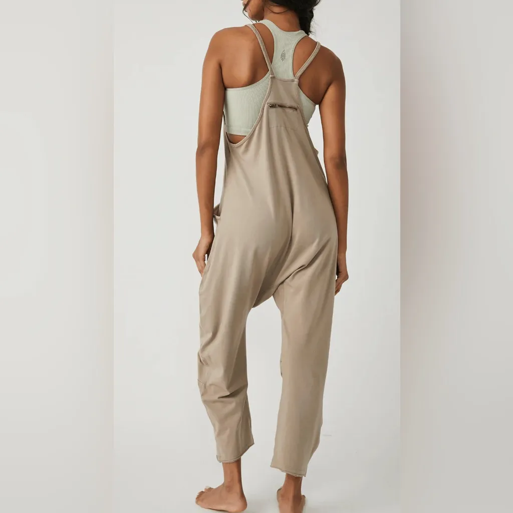 Hot Shot Onesie nwt Tan Size M - Image 3