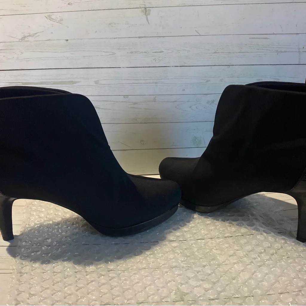 Bandolino Ankle Bootie High Heel Back Zip Shoes Faux Snake Skin Black size 7 - Image 6