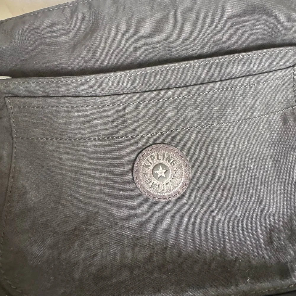 Kipling Small Black Nylon Crossbody Shoulder Bag Purse No Charm - Image 3